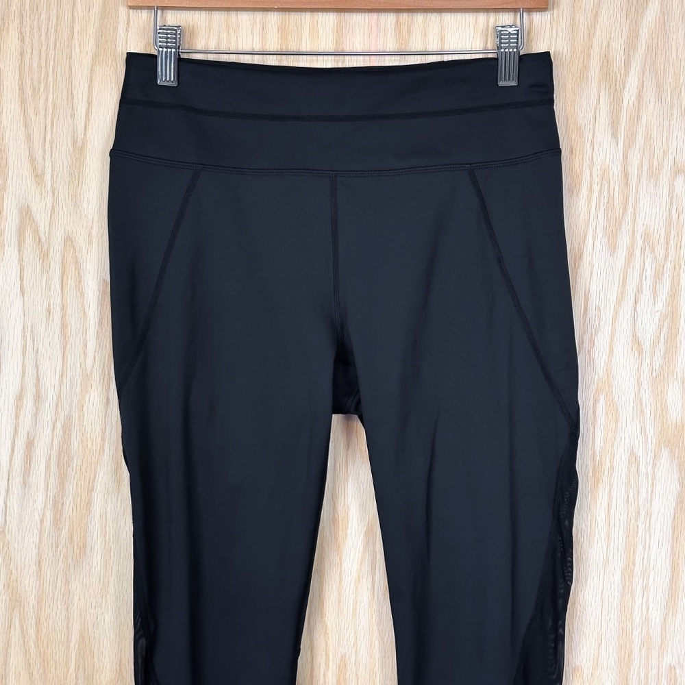 Athleta Laser Mesh Sonar Capri - Picture 5 of 12